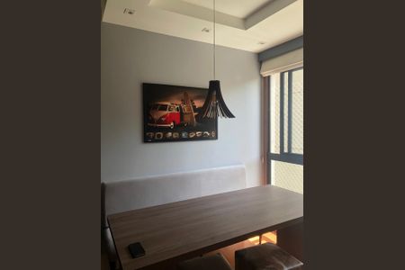 Sala de jantar de apartamento para alugar com 2 quartos, 74m² em Petrópolis, Porto Alegre