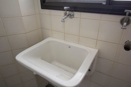 Apartamento para alugar com 61m², 2 quartos e 1 vagaÁrea de Serviço