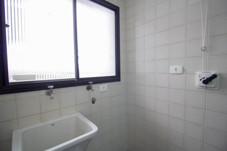 Apartamento para alugar com 61m², 2 quartos e 1 vagaÁrea de Serviço