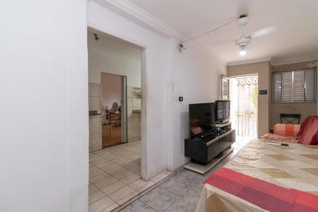 Sala de casa para alugar com 2 quartos, 110m² em Vila Lais, São Paulo