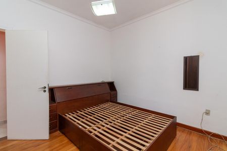 Casa para alugar com 132m², 2 quartos e 1 vagaQuarto 2