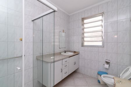 Casa para alugar com 132m², 2 quartos e 1 vagaBanheiro