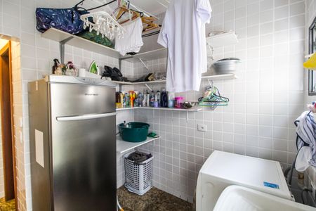 Casa de condomínio à venda com 488m², 4 quartos e 4 vagasÁrea de Serviço