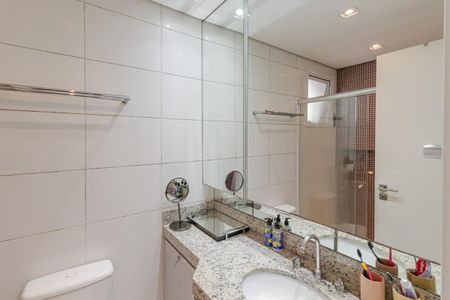 Apartamento para alugar com 110m², 3 quartos e 2 vagasBanheiro da Suíte 1