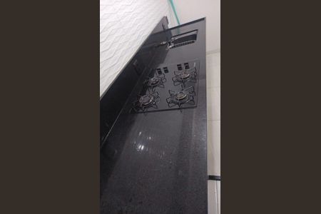 Cozinha de apartamento para alugar com 1 quarto, 42m² em Guaratiba, Rio de Janeiro