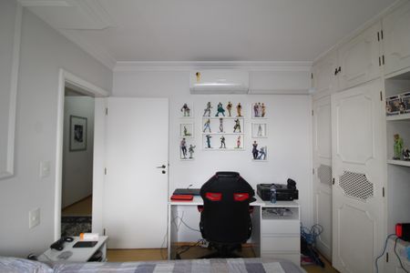 Apartamento à venda com 164m², 3 quartos e 4 vagasQuarto 3
