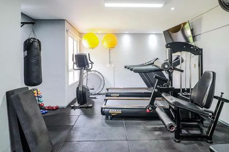 Apartamento para alugar com 53m², 2 quartos e 1 vaga Apartamento para alugar com 53m², 2 quartos e 1 vagaÁrea comum - Academia