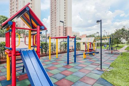 Apartamento para alugar com 53m², 2 quartos e 1 vaga Apartamento para alugar com 53m², 2 quartos e 1 vagaÁrea comum - Playground