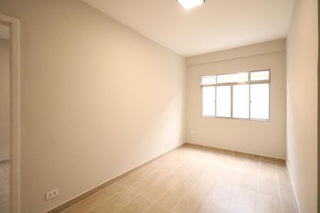 Sala de apartamento para alugar com 1 quarto, 65m² em Taboão, Diadema