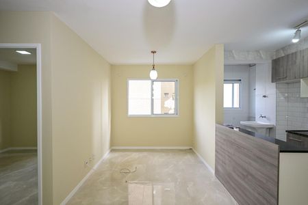 Sala de apartamento para alugar com 2 quartos, 47m² em Jardim Mitsutani, São Paulo