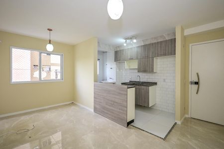 Sala de apartamento para alugar com 2 quartos, 47m² em Jardim Mitsutani, São Paulo