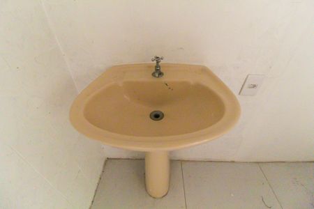 Casa para alugar com 50m², 1 quarto e 1 vagaBanheiro