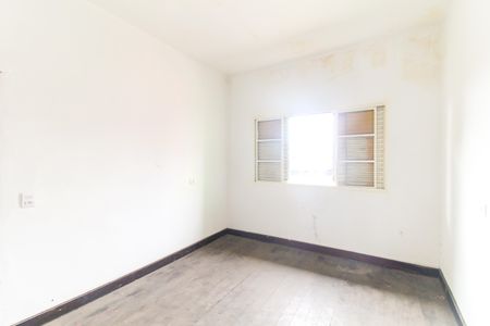 Casa para alugar com 60m², 2 quartos e 1 vagaQuarto 1