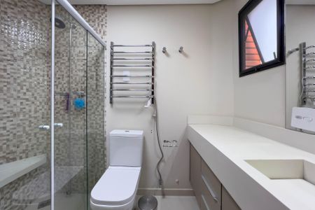 Apartamento à venda com 127m², 3 quartos e 2 vagasBanheiro do quarto 1