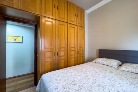 Apartamento à venda com 127m², 3 quartos e 2 vagasQuarto 2