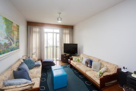 Apartamento para alugar com 196m², 3 quartos e 1 vaga