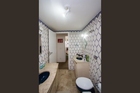 Apartamento para alugar com 196m², 3 quartos e 1 vaga