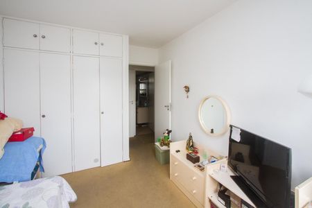 Apartamento para alugar com 196m², 3 quartos e 1 vaga