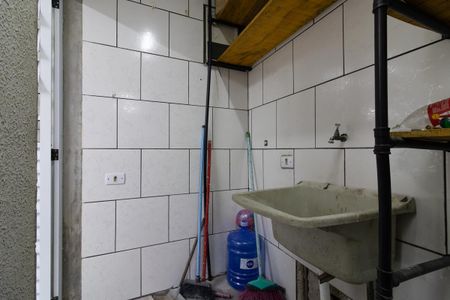 Casa para alugar com 55m², 1 quarto e sem vaga