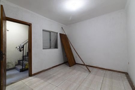 Casa para alugar com 55m², 1 quarto e sem vaga