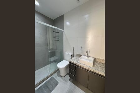 Banheiro de apartamento à venda com 2 quartos, 70m² em Copacabana, Rio de Janeiro