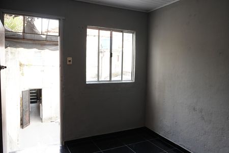 Casa para alugar com 80m², 1 quarto e 1 vagaQuarto Externo