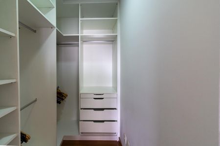 Apartamento para alugar com 145m², 2 quartos e 2 vagasSuíte 1 Closet 