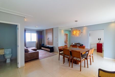 Sala de apartamento para alugar com 2 quartos, 145m² em Vila Sofia, São Paulo