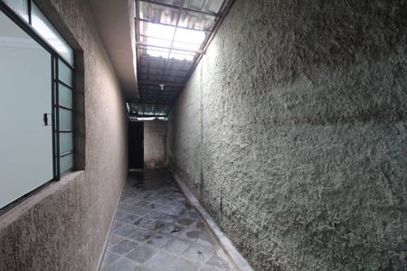 Casa à venda com 360m², 3 quartos e 4 vagasCorredor Externo