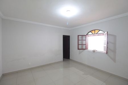Casa à venda com 360m², 3 quartos e 4 vagasSuite