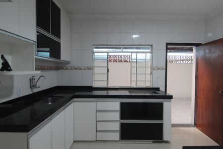 Casa à venda com 360m², 3 quartos e 4 vagasCozinha