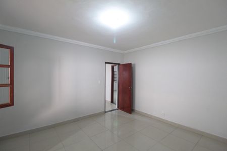 Casa à venda com 360m², 3 quartos e 4 vagasSuite