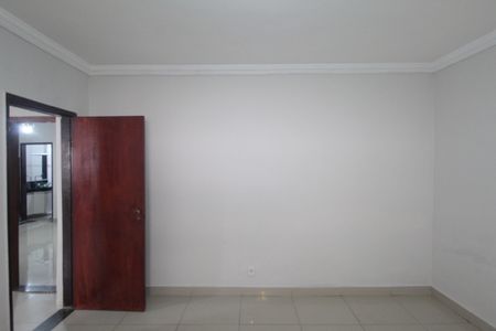 Casa à venda com 360m², 3 quartos e 4 vagasSuite