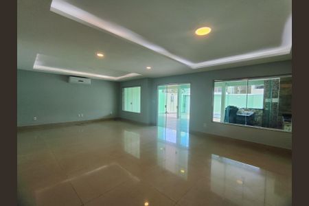 Sala de apartamento para alugar com 4 quartos, 350m² em Recreio dos Bandeirantes, Rio de Janeiro