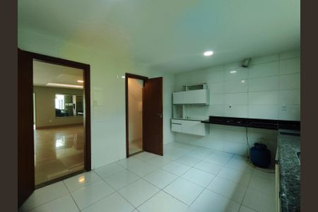 Apartamento para alugar com 350m², 4 quartos e 2 vagasCozinha