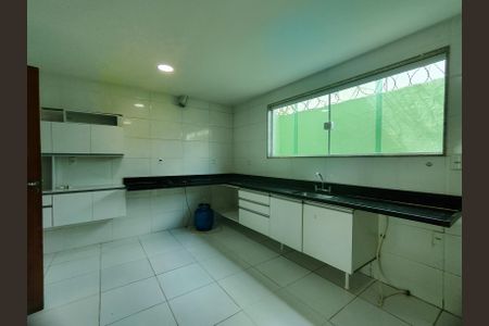 Apartamento para alugar com 350m², 4 quartos e 2 vagasCozinha