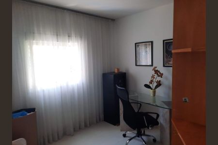 Apartamento para alugar com 111m², 3 quartos e 2 vagas Apartamento para alugar com 111m², 3 quartos e 2 vagasQuarto