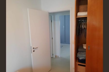 Apartamento para alugar com 111m², 3 quartos e 2 vagas Apartamento para alugar com 111m², 3 quartos e 2 vagasQuarto