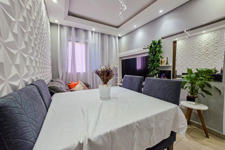 Sala de apartamento para alugar com 2 quartos, 53m² em Vila Alto de Santo Andre, Santo André