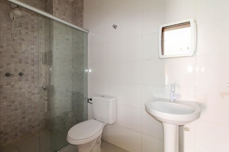 Casa de condomínio para alugar com 89m², 2 quartos e 1 vaga Casa de condomínio para alugar com 89m², 2 quartos e 1 vagaBanheiro da Suíte