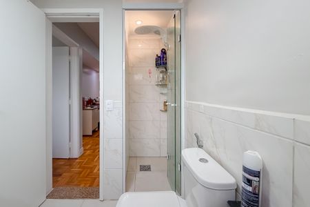 Apartamento à venda com 75m², 2 quartos e 1 vagaBanheiro Social