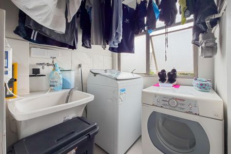 Apartamento à venda com 75m², 2 quartos e 1 vagaÁrea de Serviço