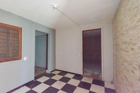 Casa para alugar com 0 quarto, 450m² em Guajuviras, Canoas