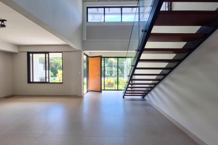 Casa à venda com 395m², 7 quartos e 5 vagasSala