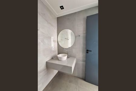 Casa à venda com 395m², 7 quartos e 5 vagasBanheiro 2