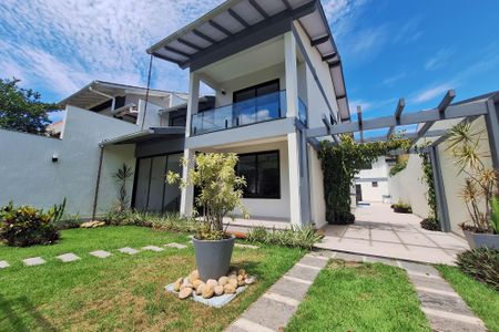 Casa à venda com 395m², 7 quartos e 5 vagasQuintal