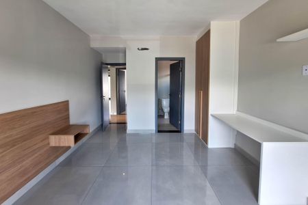 Casa à venda com 395m², 7 quartos e 5 vagasSuíte 3