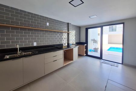 Cozinha de casa à venda com 7 quartos, 395m² em Camboinhas, Niterói