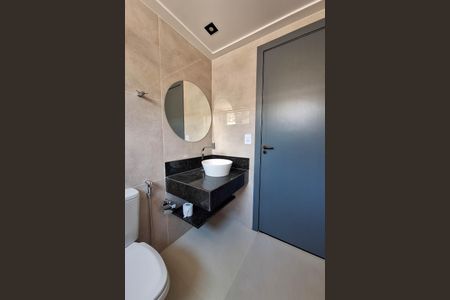 Casa à venda com 395m², 7 quartos e 5 vagasBanheiro da Suíte 4