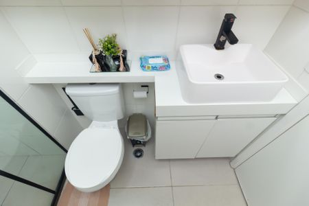 Apartamento à venda com 44m², 2 quartos e sem vaga Apartamento à venda com 44m², 2 quartos e sem vagaBanheiro